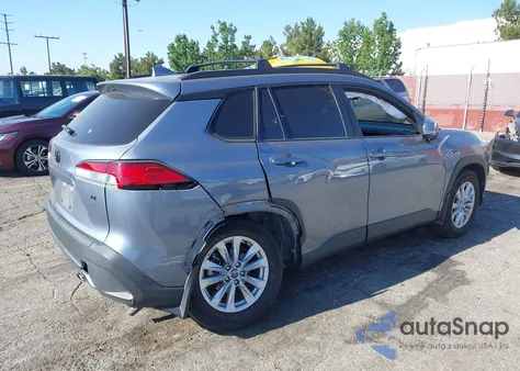 2022 Toyota Corolla Cross Le from USA, damaged, VIN 7MUBAAAG3NV033480